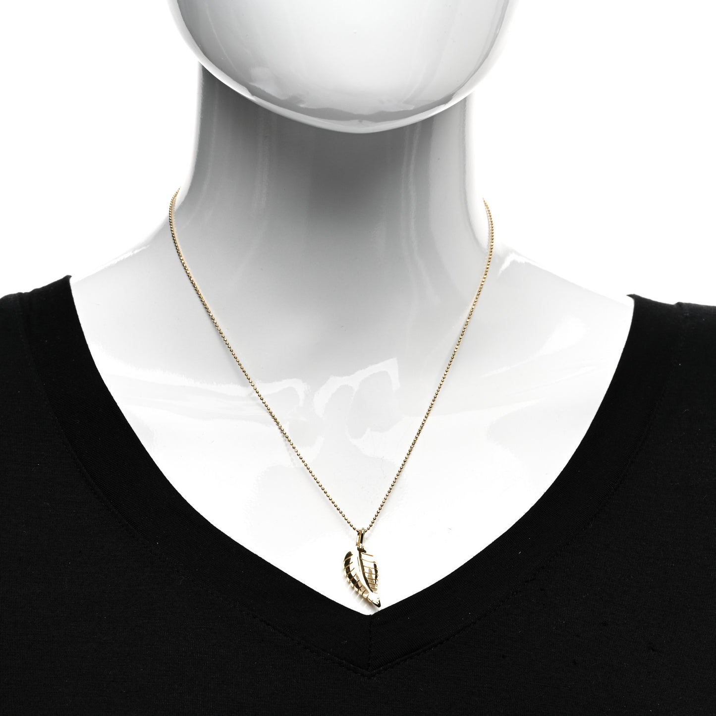 18K Yellow Gold Small Leaf Necklace
