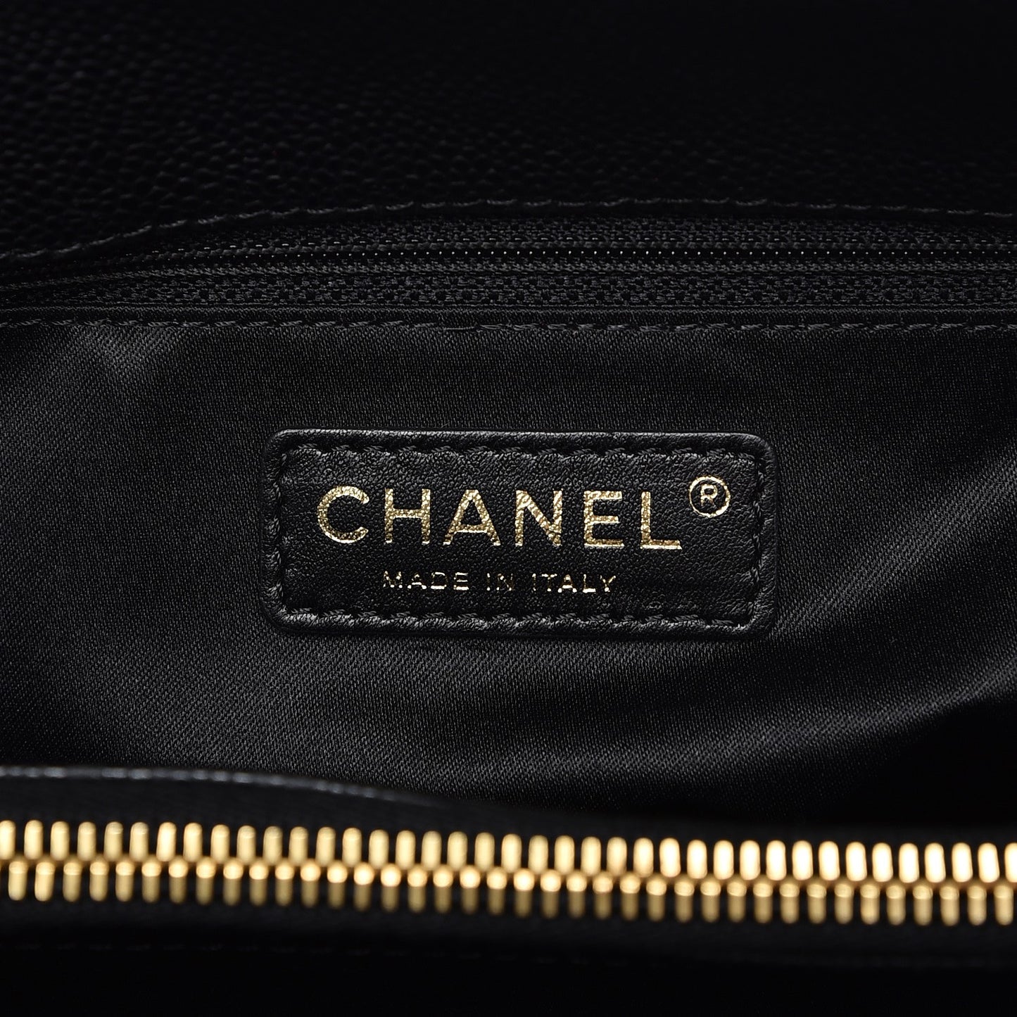 Caviar Quilted Grand Shopping Tote GST Black