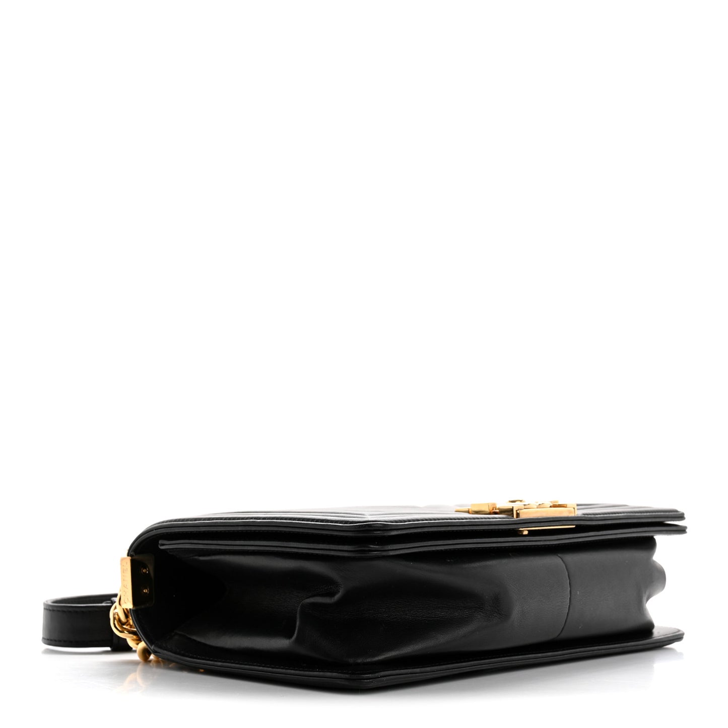Calfskin Chevron Quilted Medium Boy Flap Black