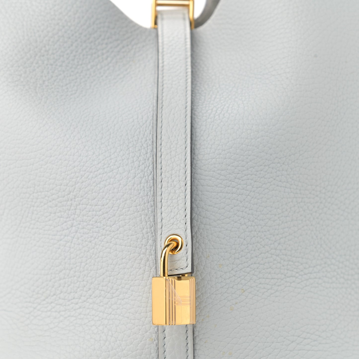 Taurillon Clemence Picotin Lock 22 MM Bleu Pale