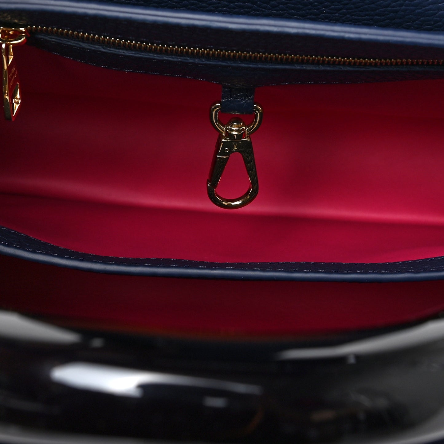 Taurillon Resin Capucines Murano MM Midnight Blue