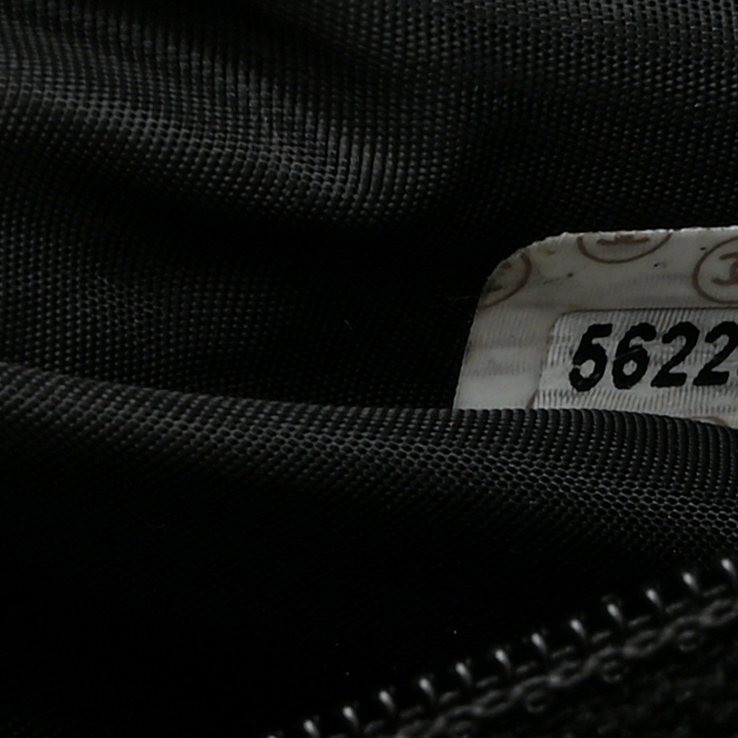 Chanel Caviar CC Vanity Case Black 7 of 10