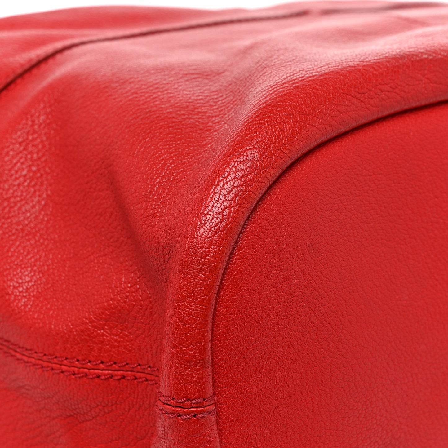 Lambskin Medium Nightingale Red