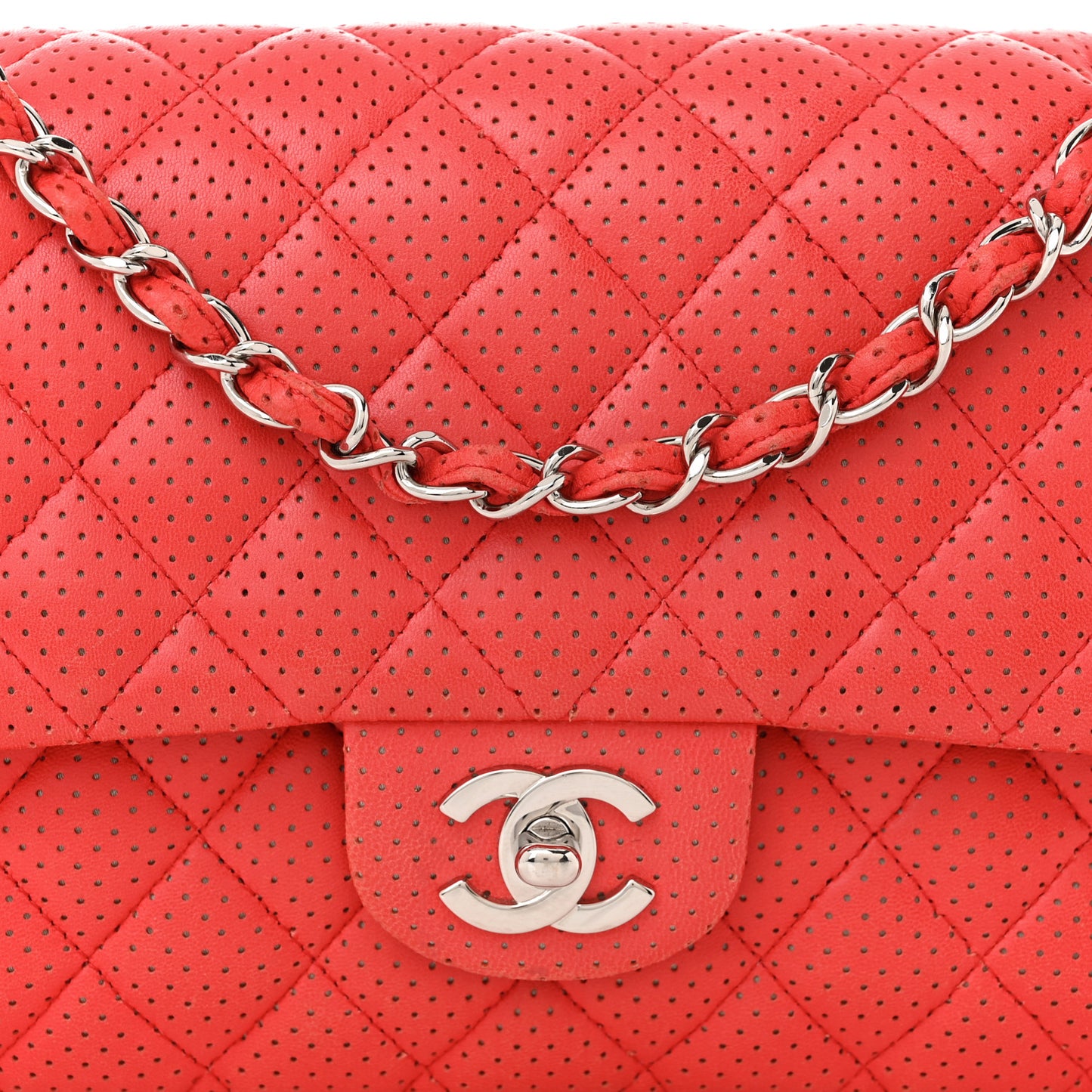 Lambskin Perforated Medium Double Flap Red