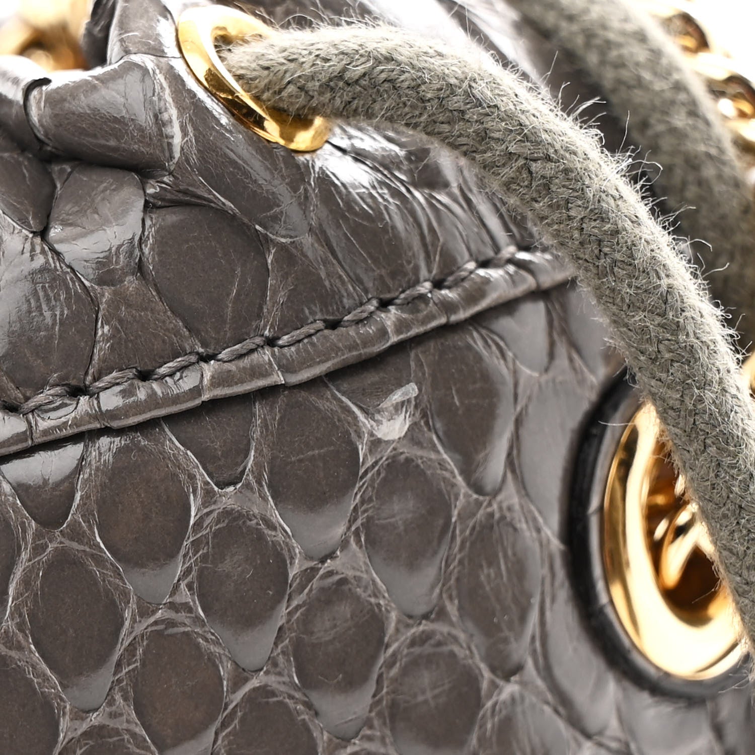Gucci Snakeskin Mini Zumi Bucket Bag Dusty Grey 1848374 – FASHIONPHILE