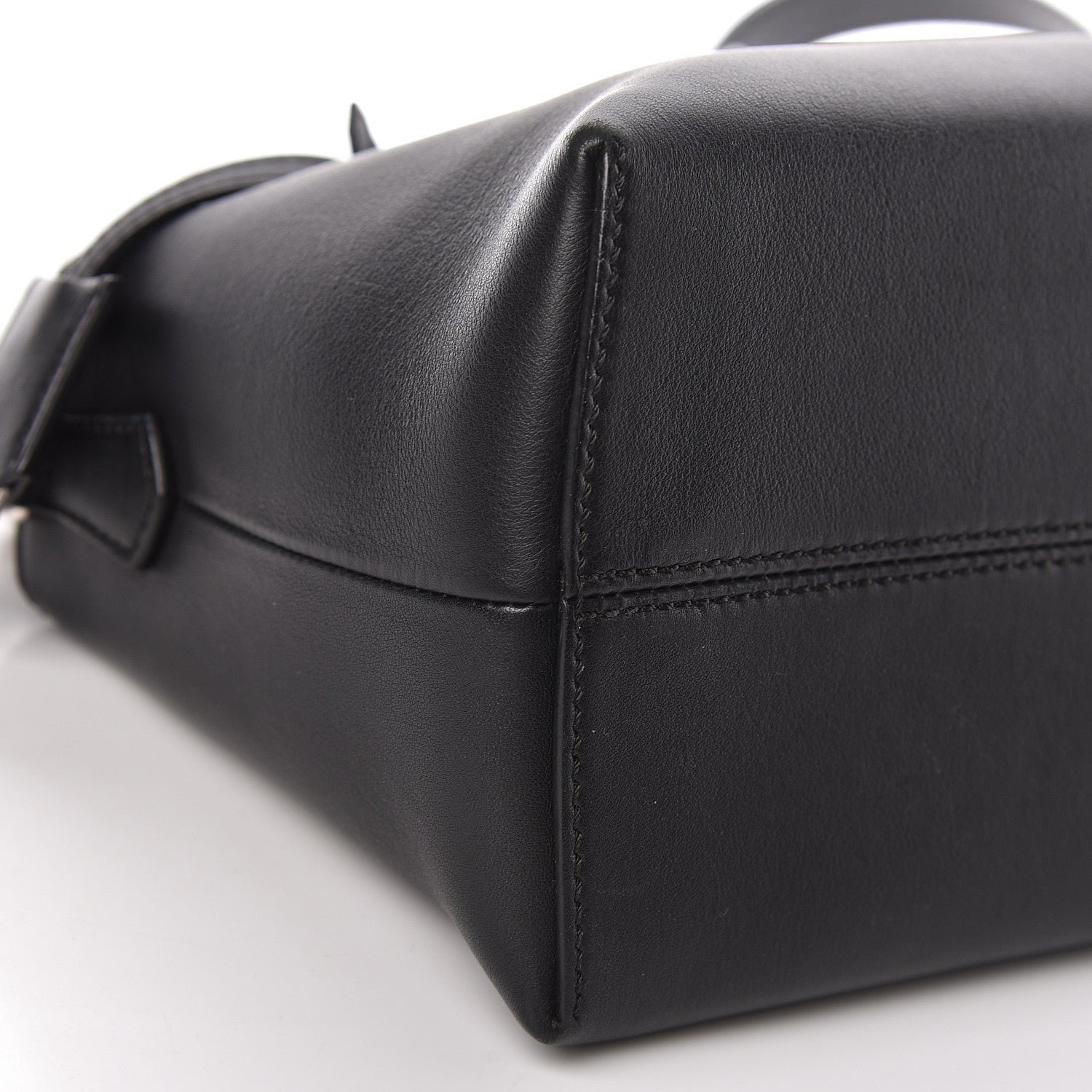 Fendi Vitello Dolce Medium By The Way Boston Bag Black 22 of 25