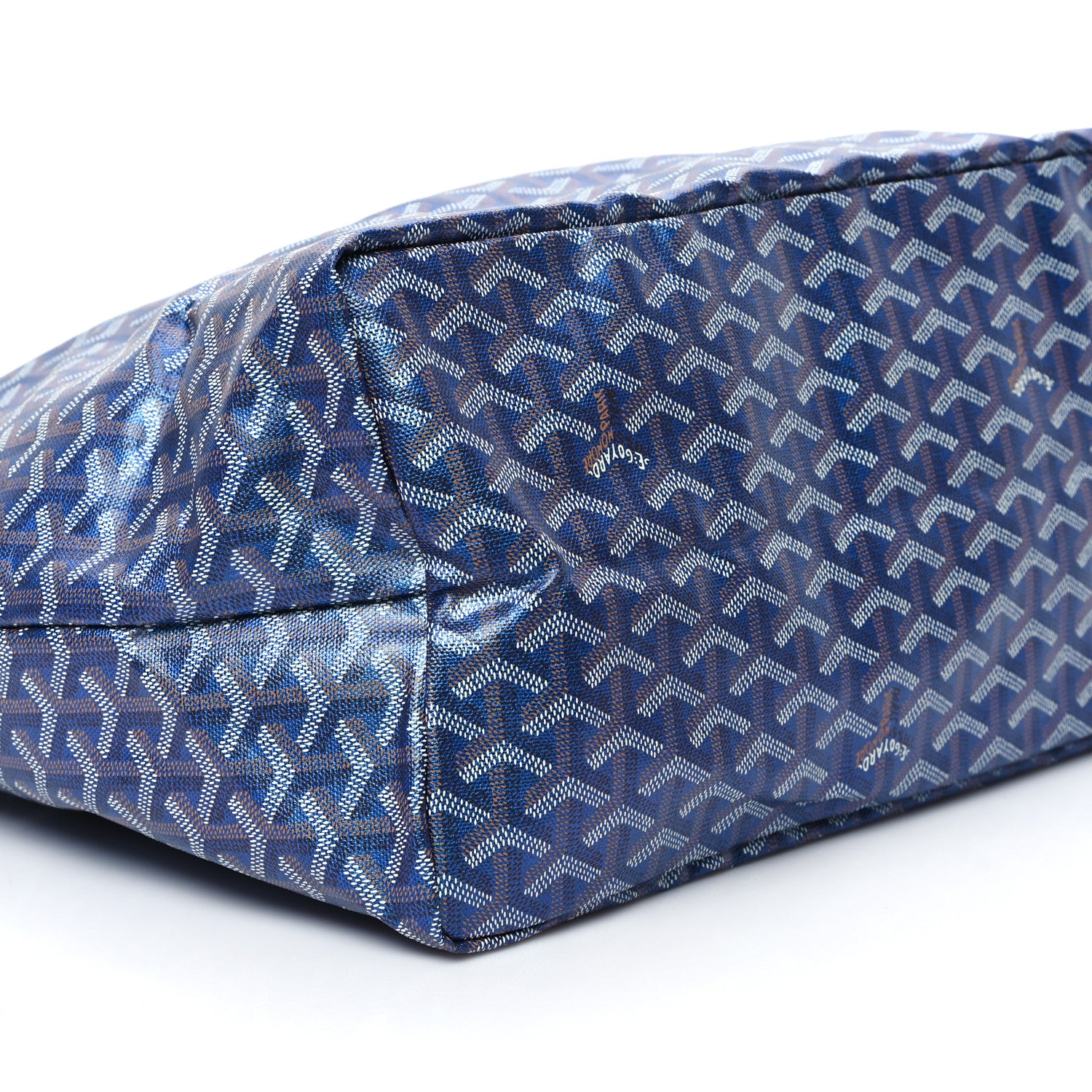 Goyard Iridescent Goyardine Saint Louis PM Pearly Blue 9 of 10