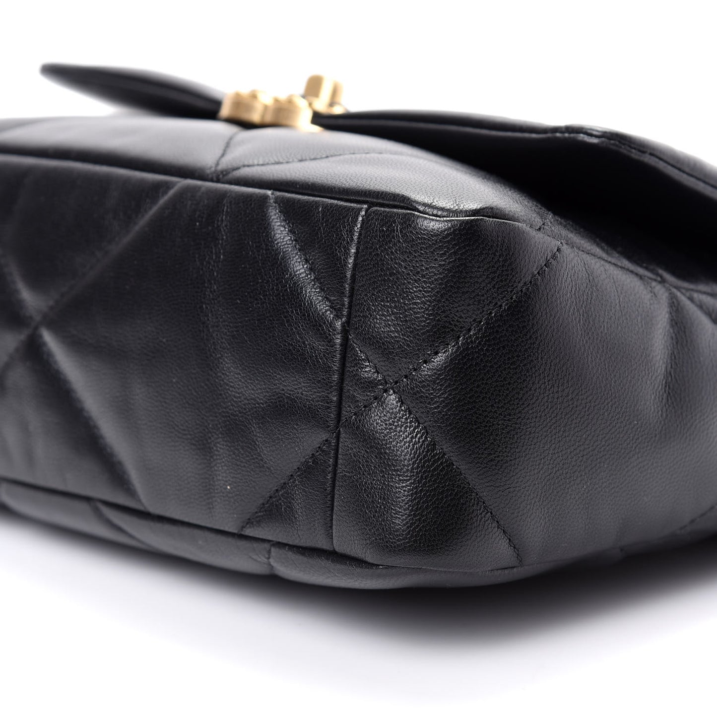 Shiny Goatskin Quilted Medium 19 Flap Black