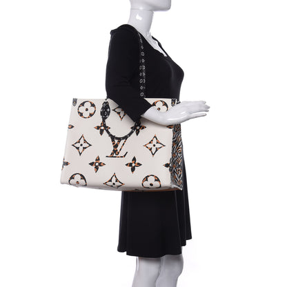 Louis Vuitton Monogram Giant Jungle Onthego GM Ivory 2 of 9