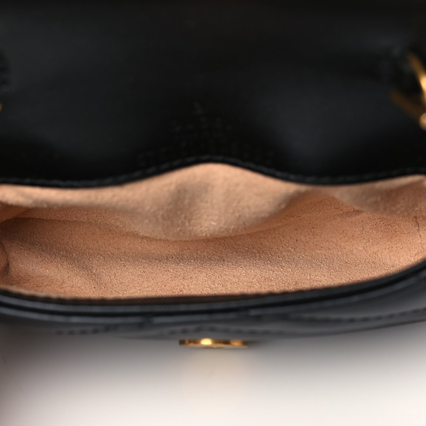Calfskin Matelasse GG Marmont 2.0 Coin Purse On A Chain Black