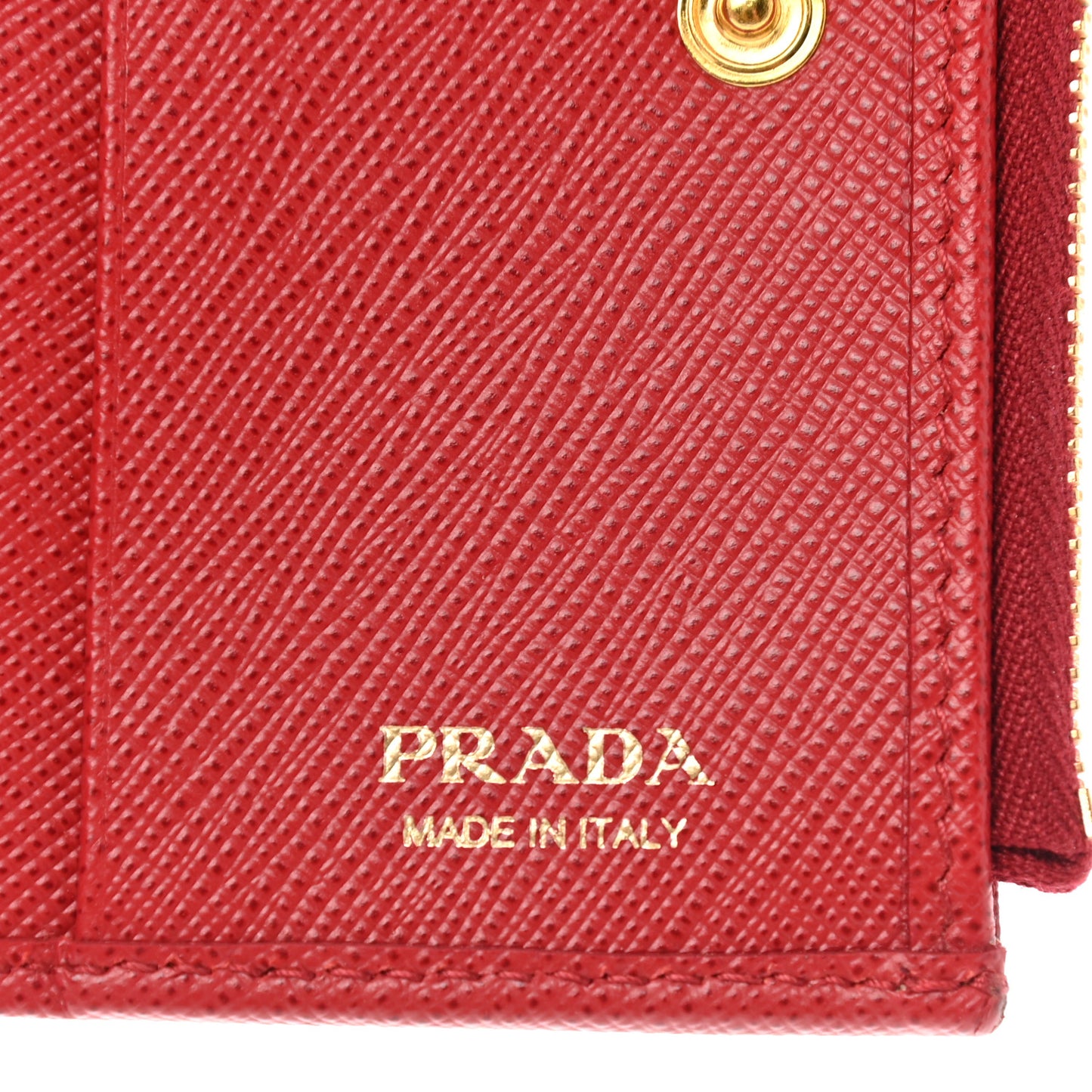 Saffiano Zip Top Compact Wallet Fuoco