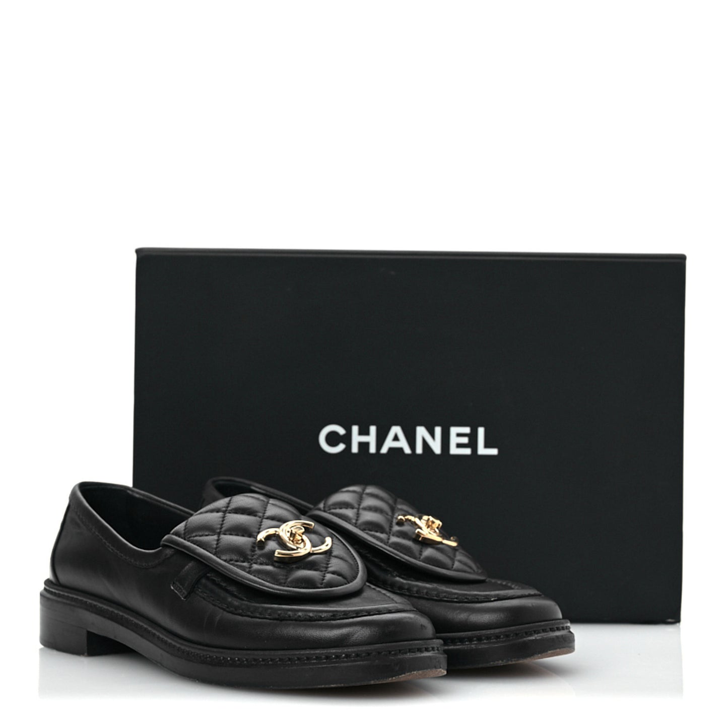 Lambskin Quilted CC Turnlock Loafers 37 Navy