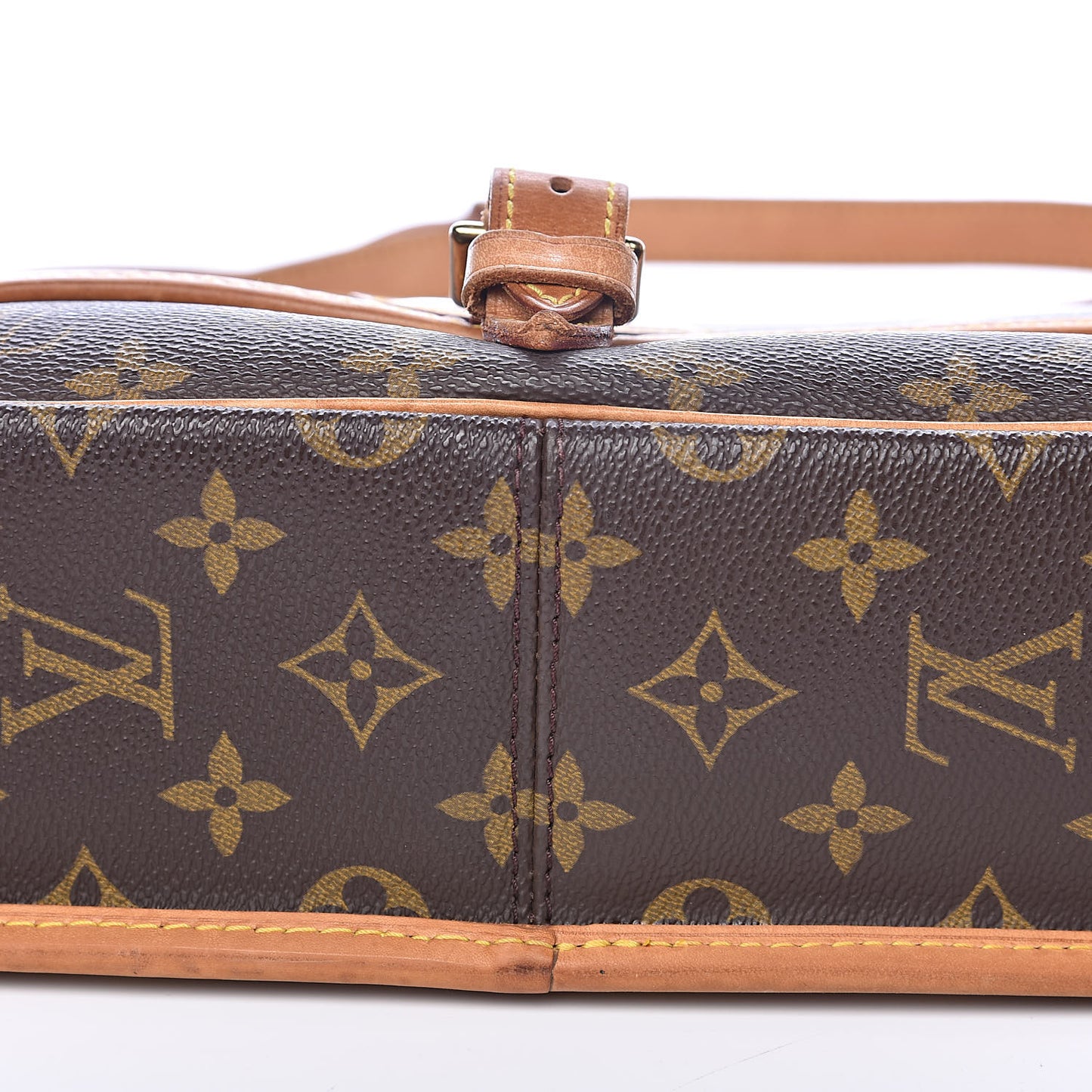 Monogram Sologne
