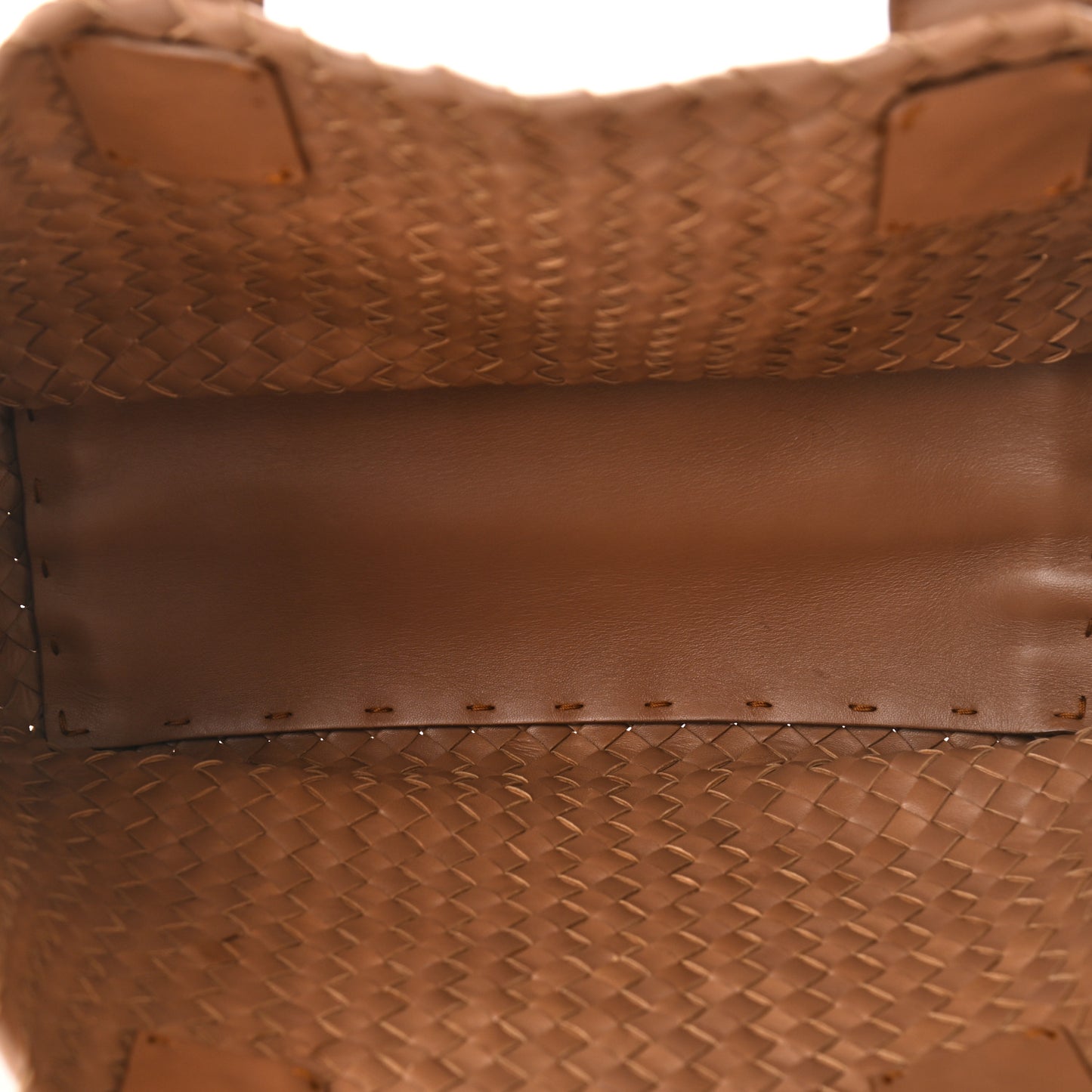 Nappa Intrecciato Mini Cabat Noce