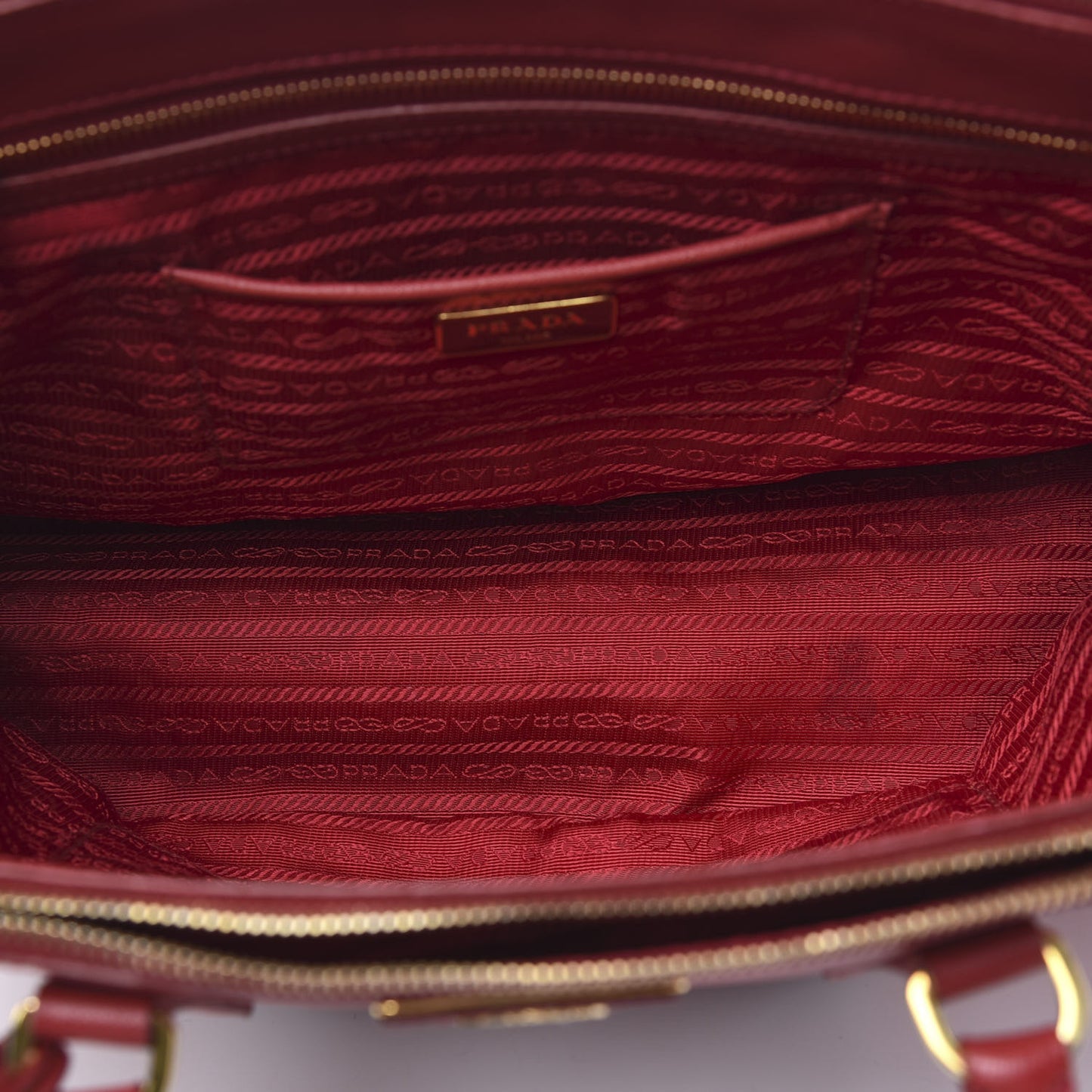 Saffiano Medium Galleria Double Zip Tote Fuoco