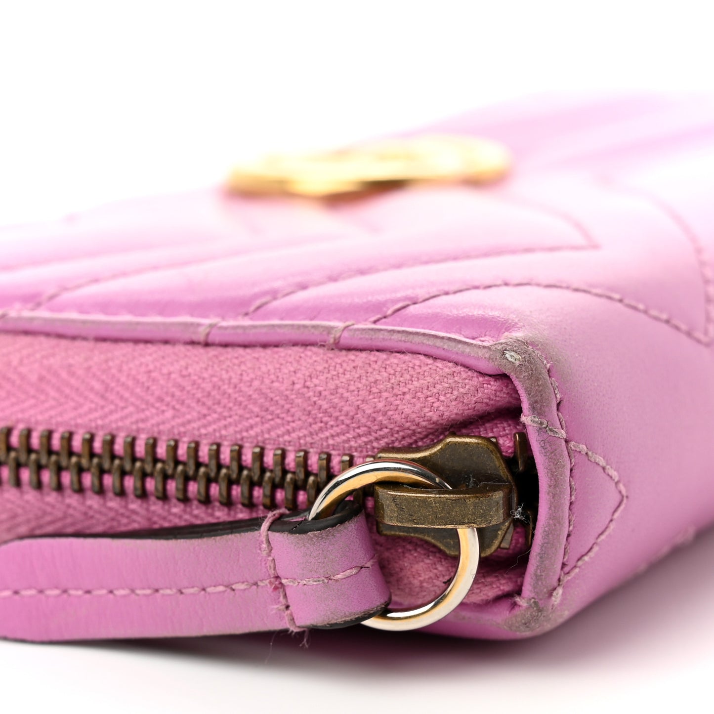 Calfskin Matelasse GG Marmont Zip Around Wallet Candy Mousse