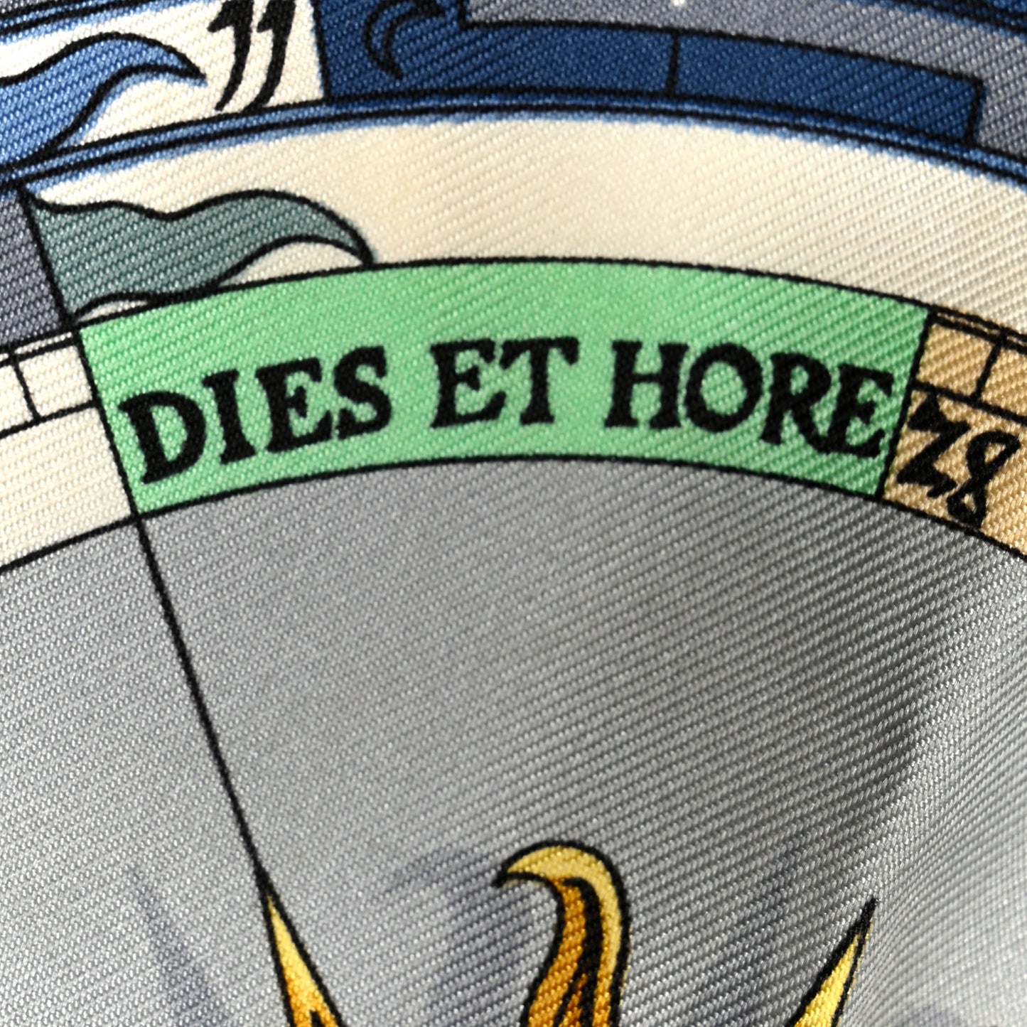 Silk Dies et Hore Scarf 45