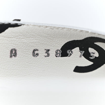 Chanel Printed Lambskin Coco Beach Sandals 38 White Black 7 of 8