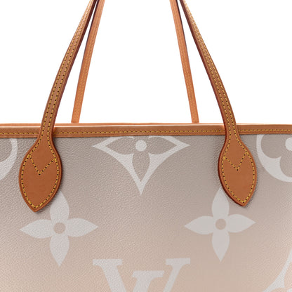 Louis Vuitton Monogram Giant By The Pool Neverfull MM Brume 7 of 9