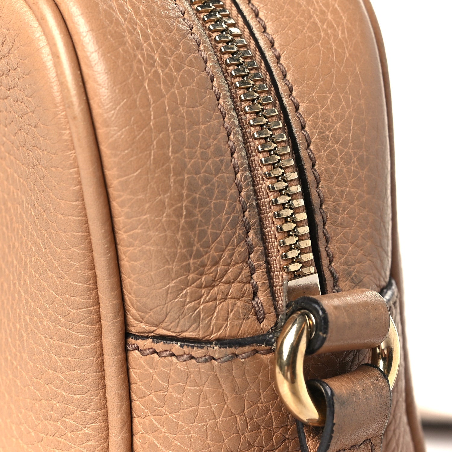 Gucci Pebbled Calfskin Small Soho Disco Bag Camelia 11 of 14