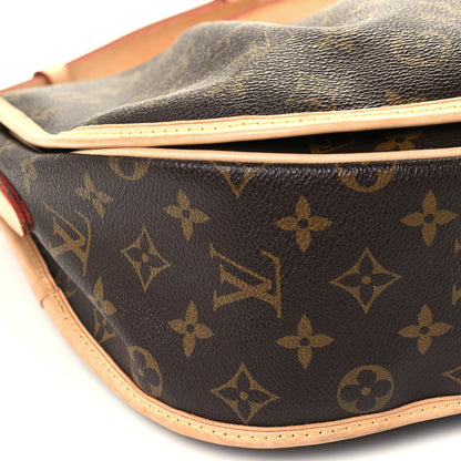 Louis Vuitton Monogram Menilmontant MM 9 of 10
