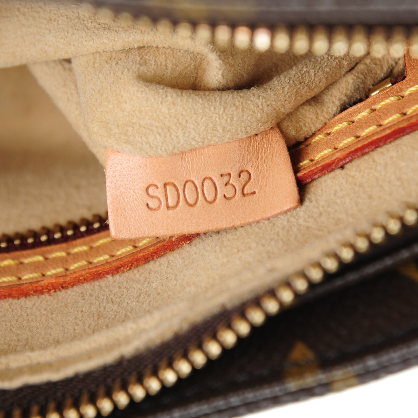 Monogram Looping MM