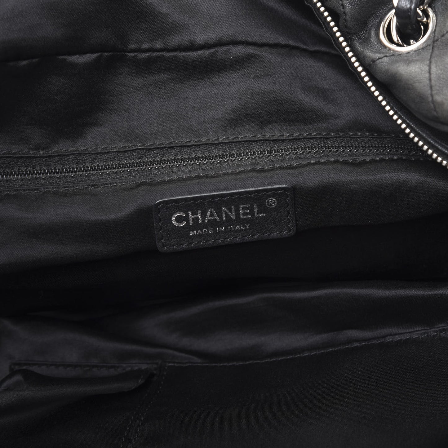 Lambskin Stitched Shoulder Bag Black