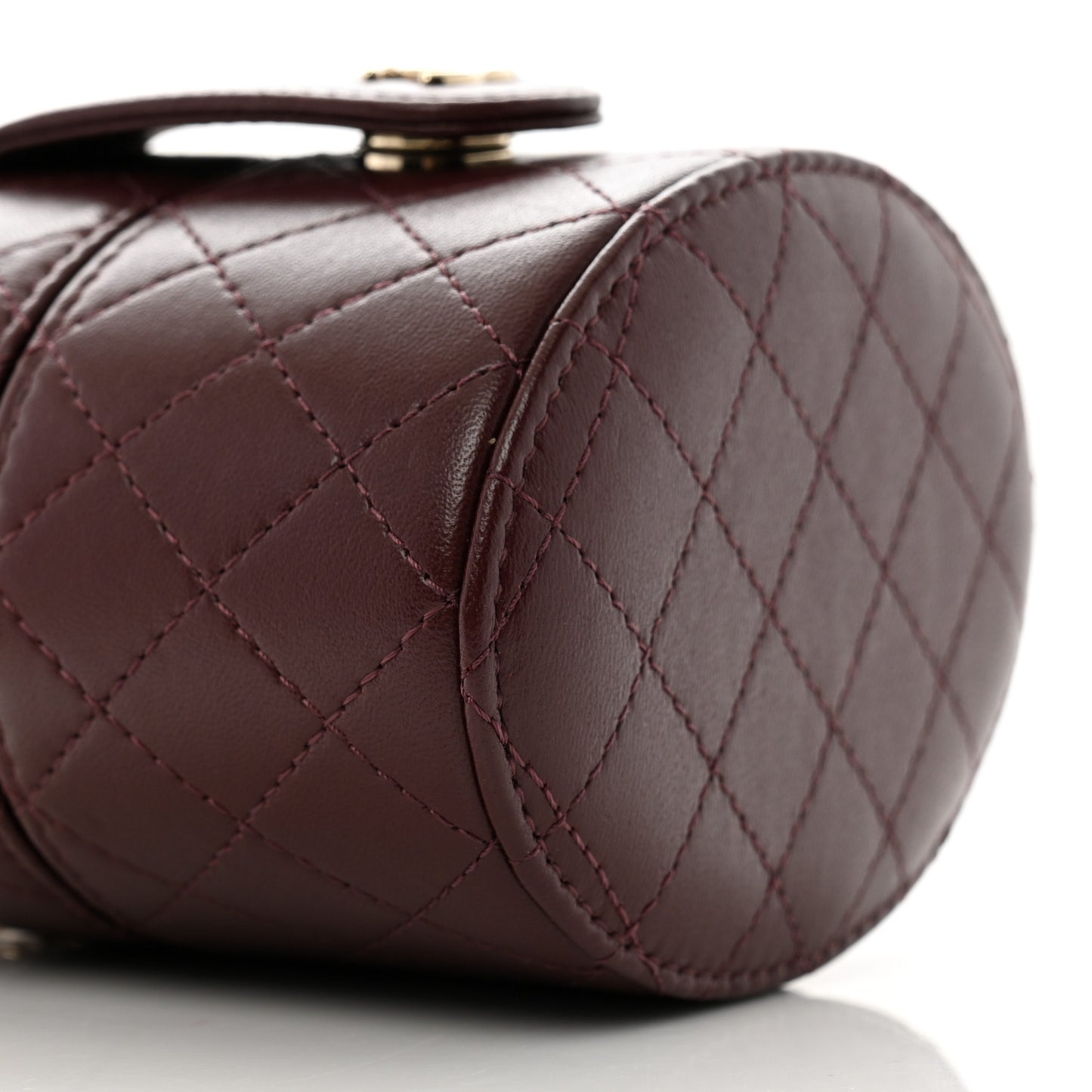 Lambskin Quilted Round Mini Vanity Case With Chain Burgundy