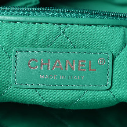 Chanel Shiny Calfskin Quilted Chanel 22 Green 7 of 11