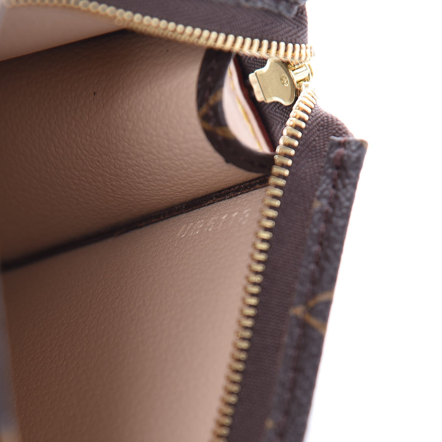 Louis Vuitton Monogram Toiletry Pouch 15 8 of 10