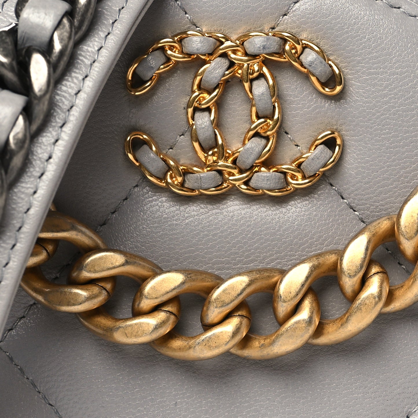 Lambskin Quilted Chanel 19 Round Clutch With Chain Grey