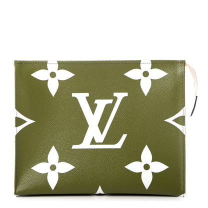 Louis Vuitton Monogram Giant Toiletry Pouch 26 Kaki 1 of 7