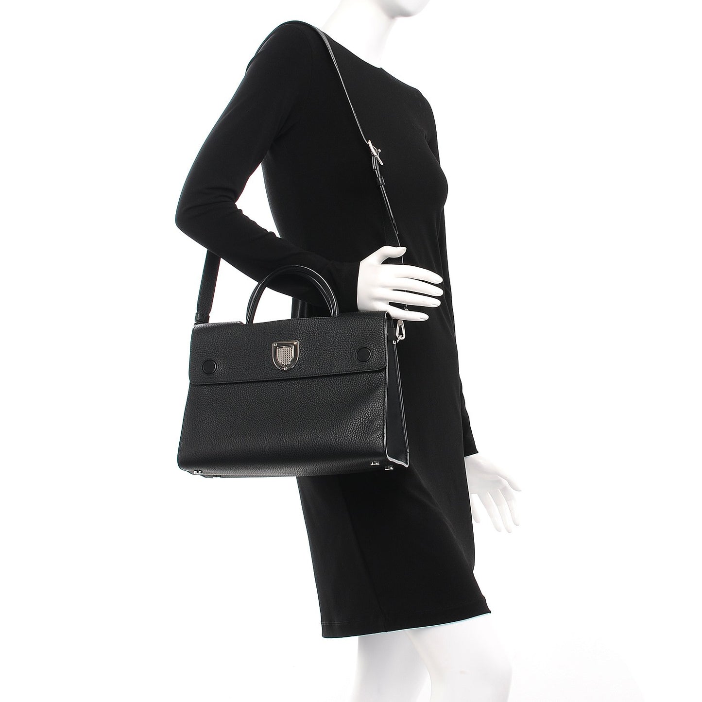 Grained Calfskin Medium Diorever Flap Black
