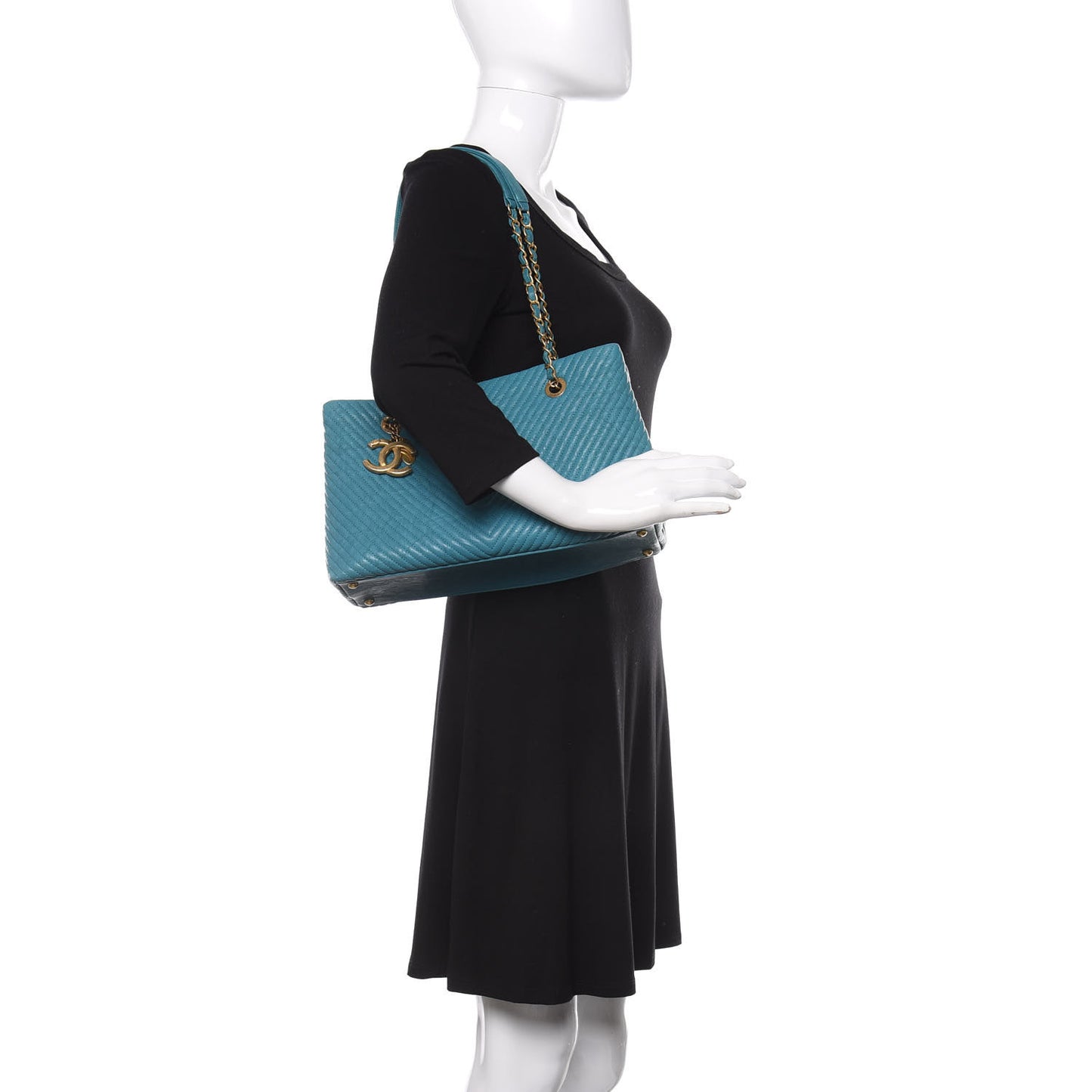Wrinkled Lambskin Chevron Quilted Surpique Tote Green