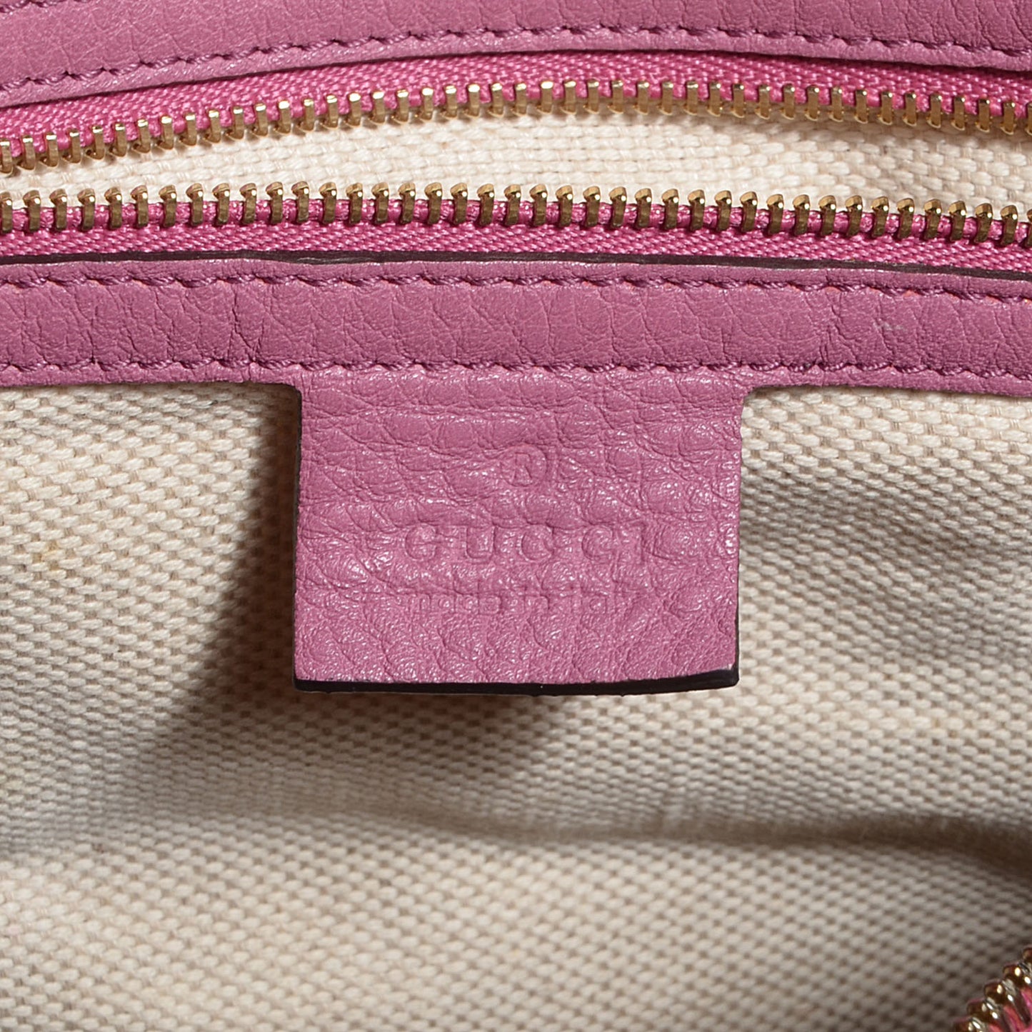 Pebbled Calfskin Medium Soho Boston Fresia Rose