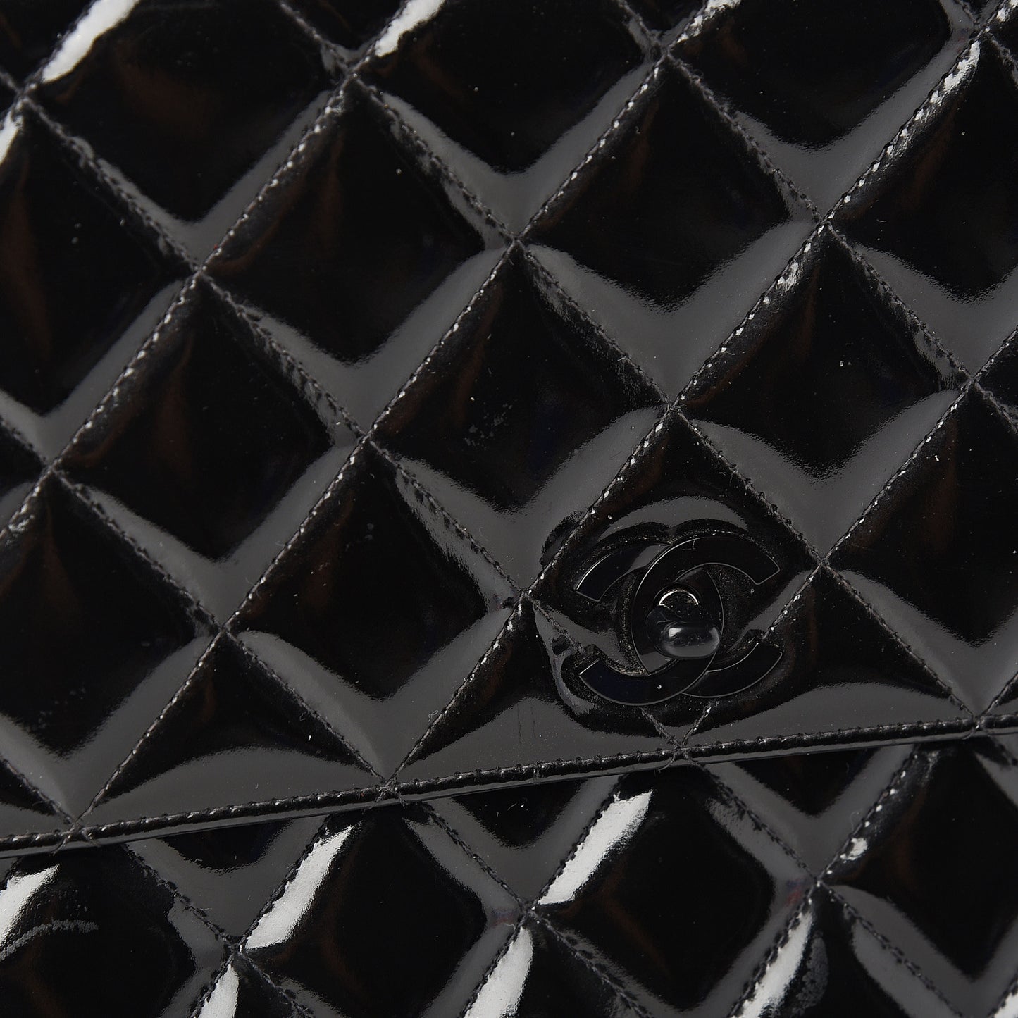 Patent Quilted Jumbo Kelly Flap Black