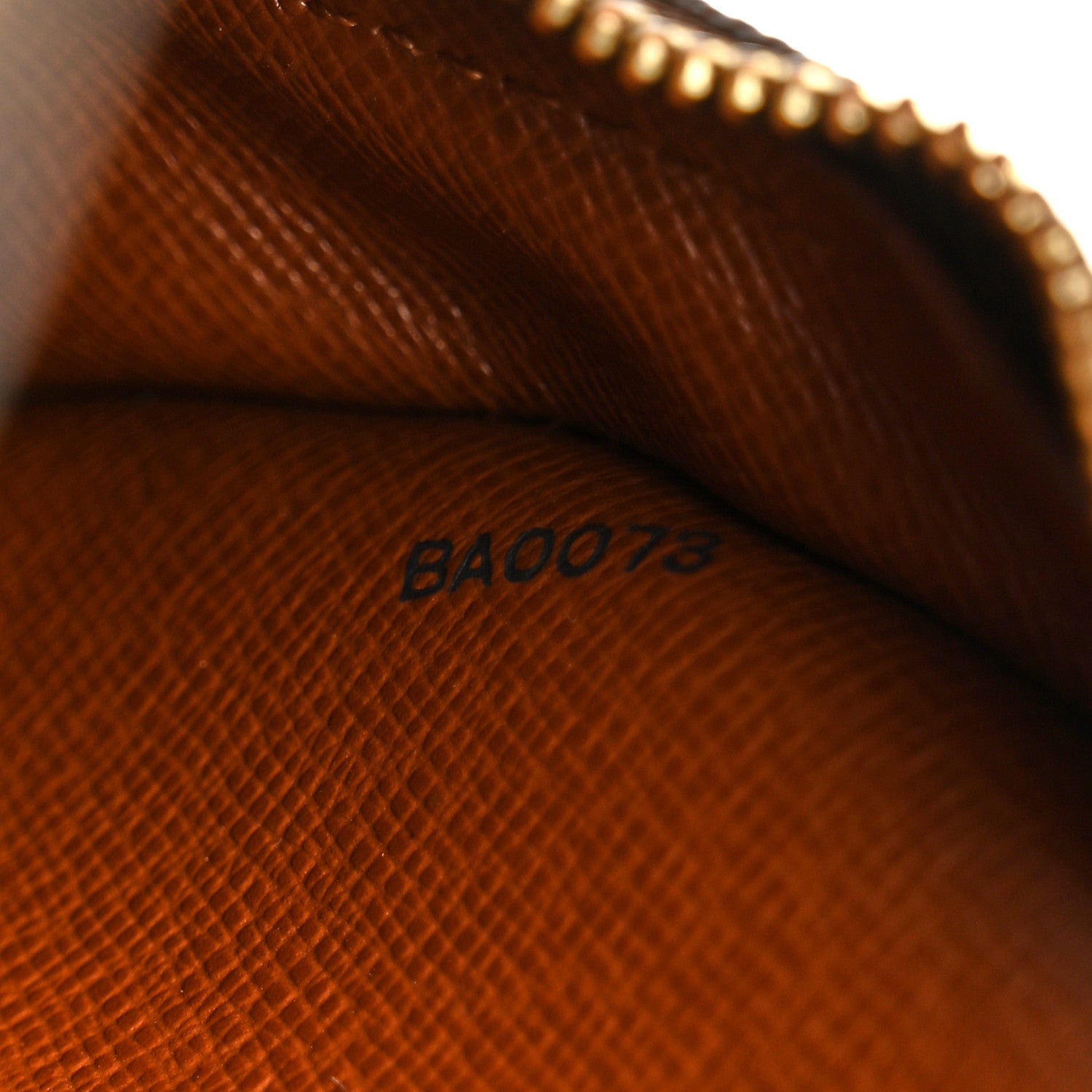 Louis Vuitton Monogram Blois 7 of 13