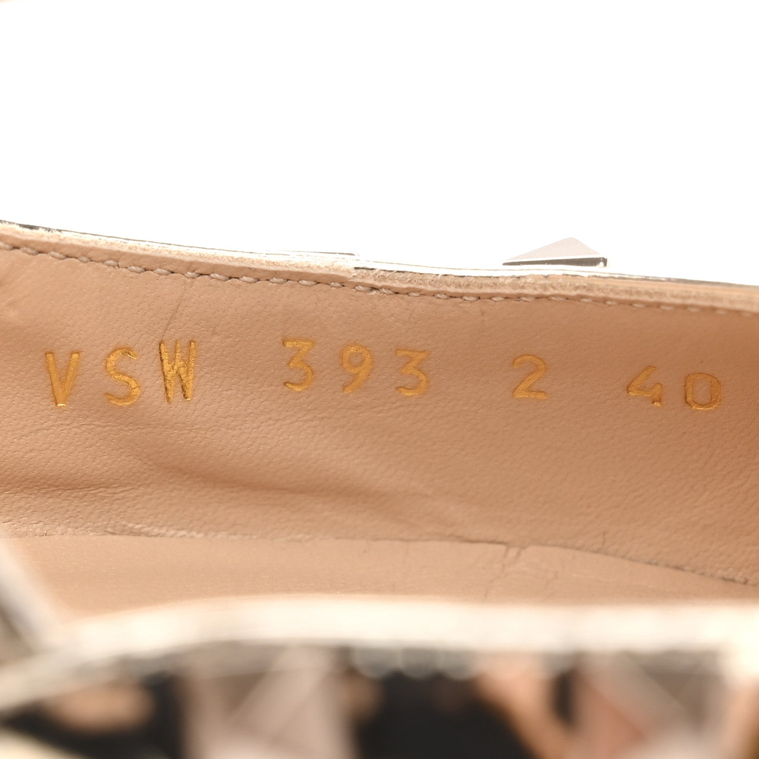 Valentino Garavani Pebbled Calfskin Rockstud Ankle Strap Pumps 40 Skin 9 of 10