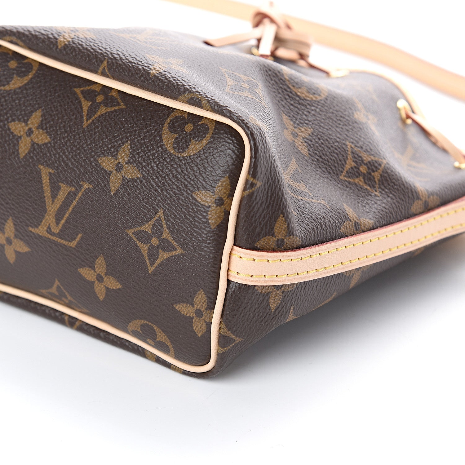 Louis Vuitton Monogram Nano Noe 8 of 8