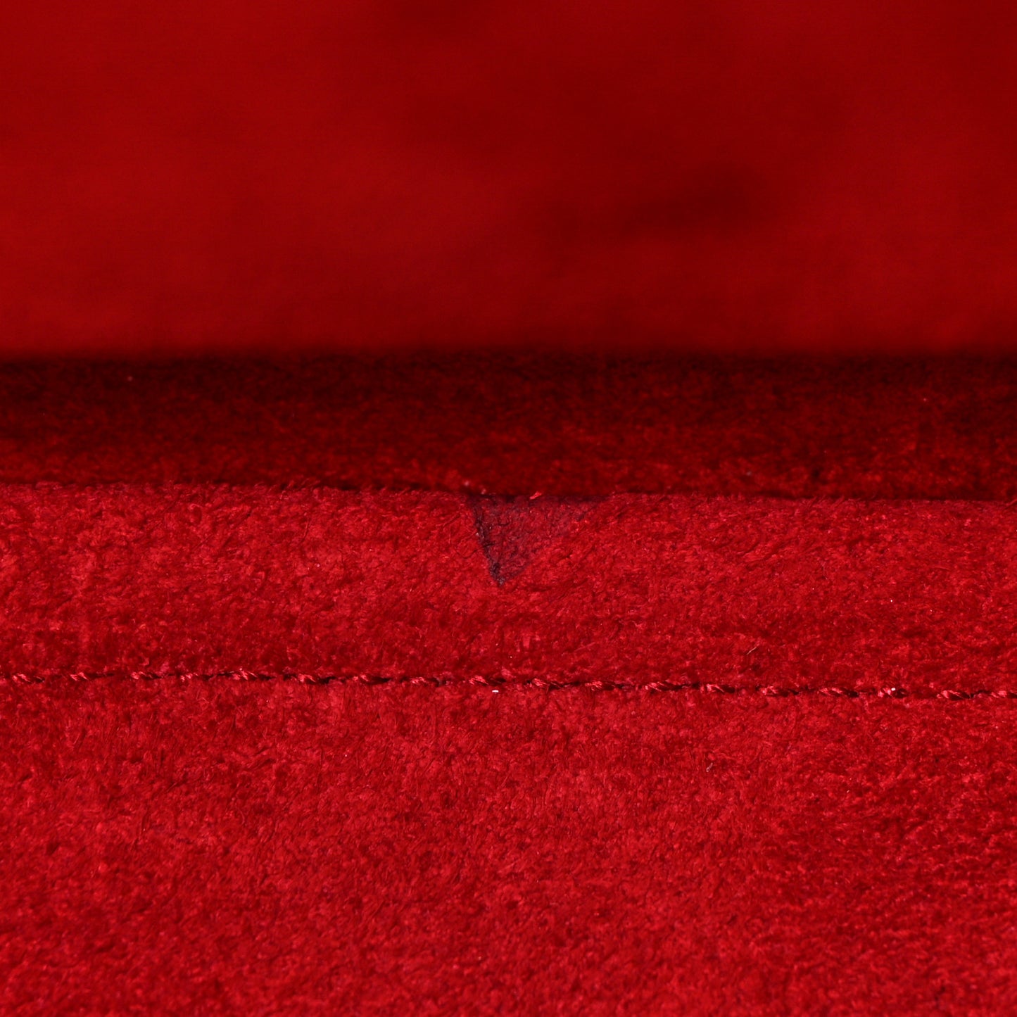 Calfskin Small Sac De Jour Lipstick Red