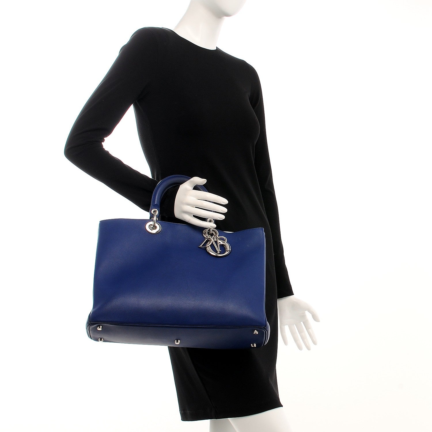 Christian Dior Smooth Calfskin Large Diorissimo Bag Navy Blue 3 of 25