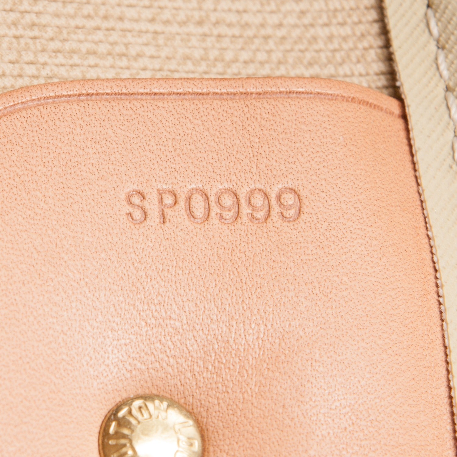Louis Vuitton Monogram Sirius 70 10 of 10