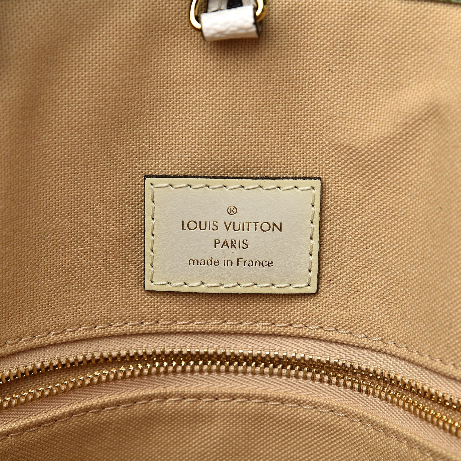 Louis Vuitton Monogram Giant Onthego GM Kaki Beige 6 of 16