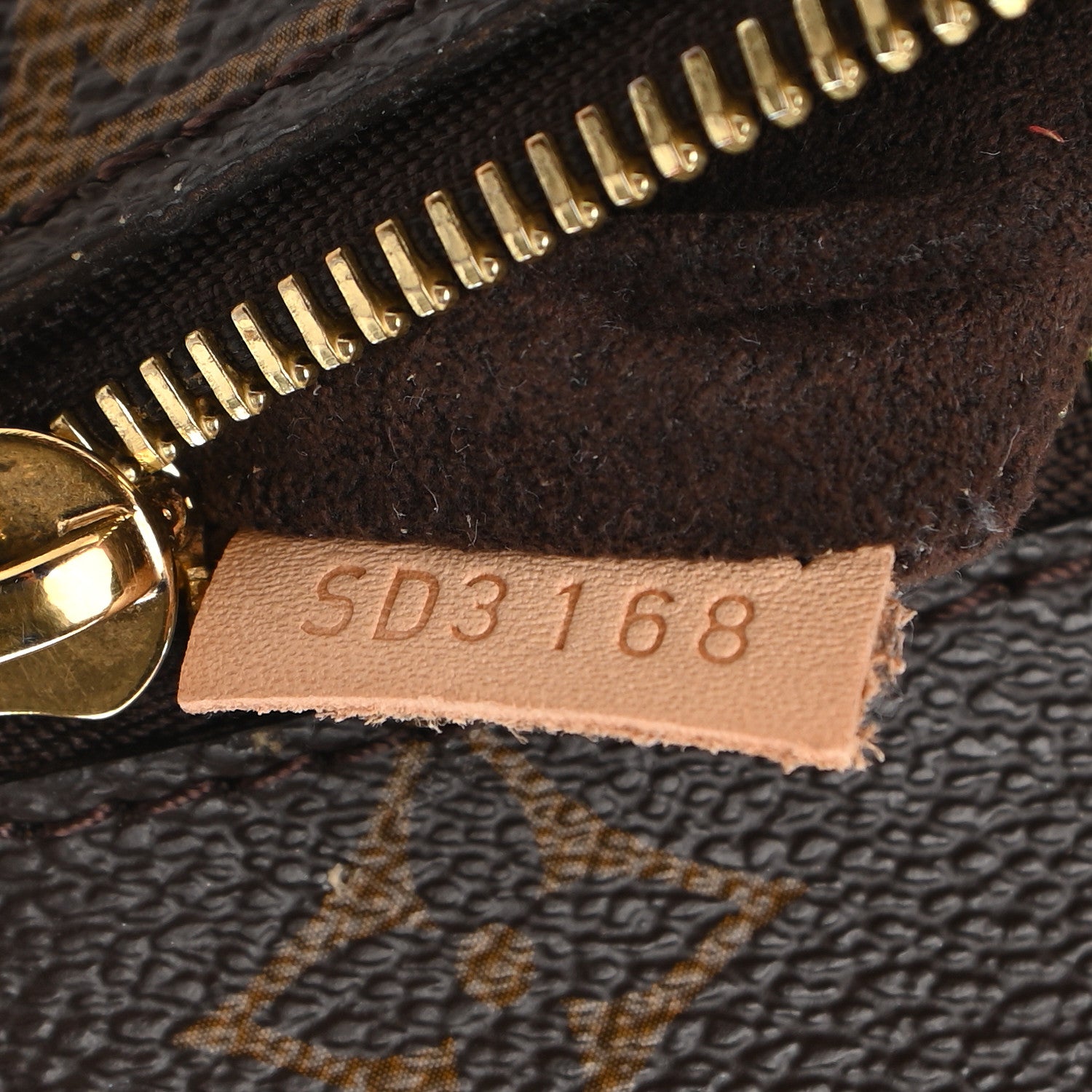 Louis Vuitton Monogram Pochette Metis 8 of 11