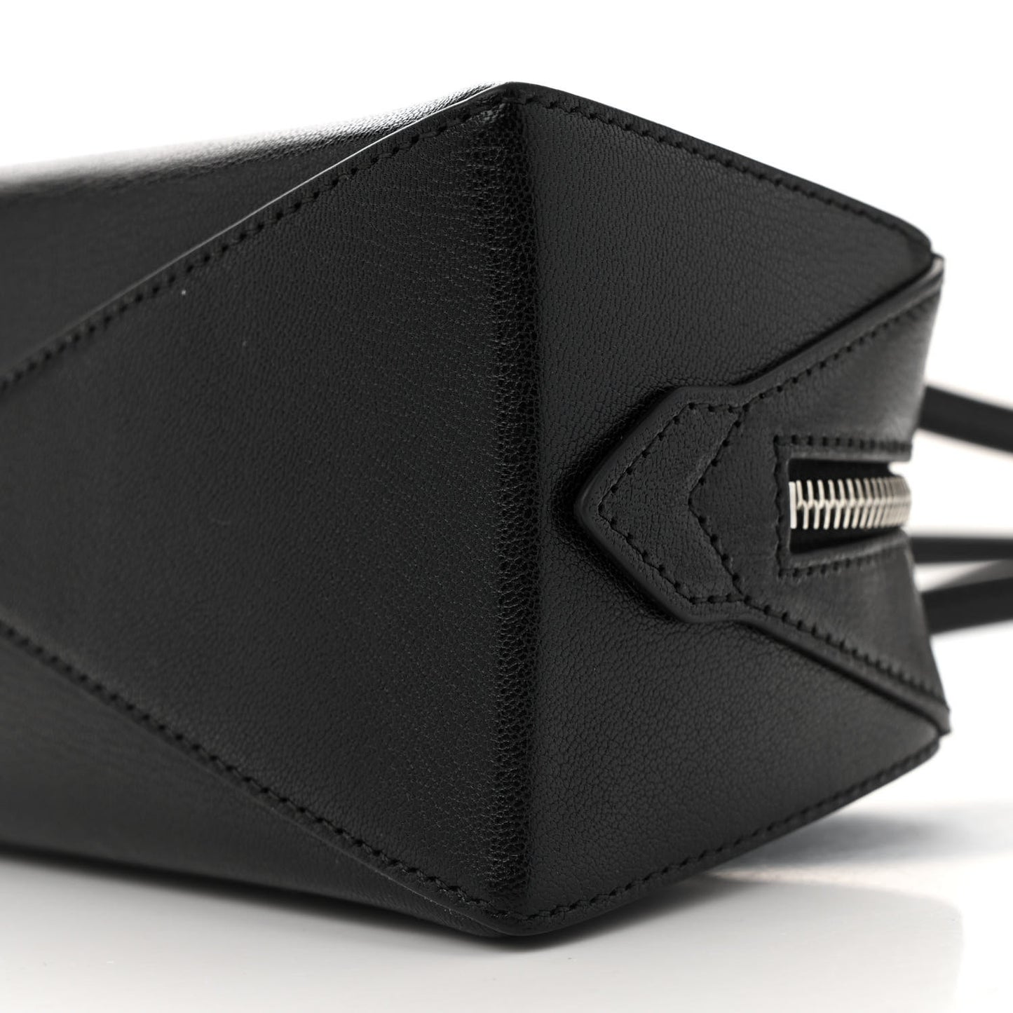 Shiny Goatskin Medium Le Teckel Bag Black