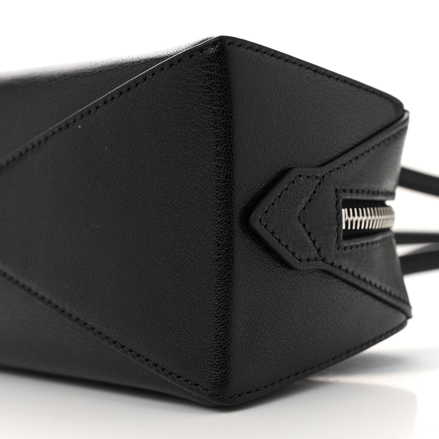 Alaia Shiny Goatskin Medium Le Teckel Bag Black 10 of 13