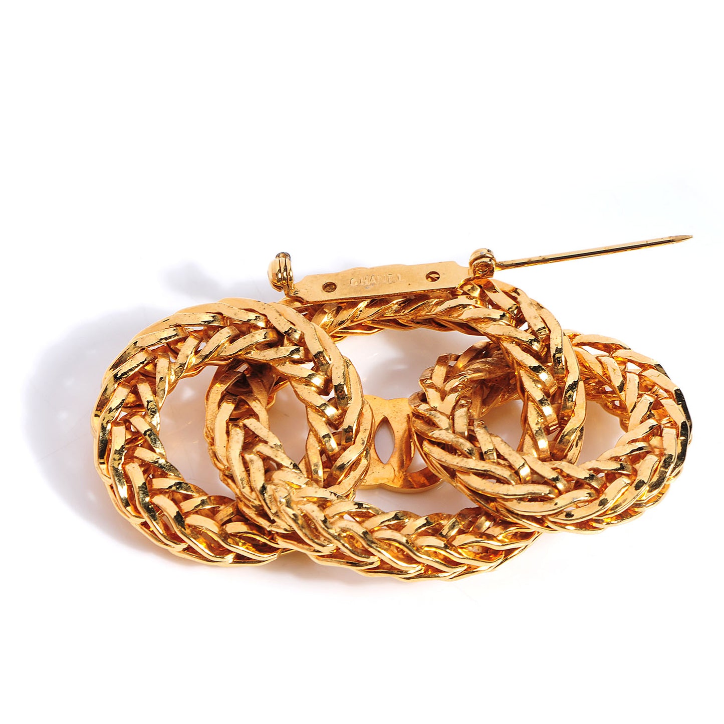 Large CC Chain Brooch Gold
