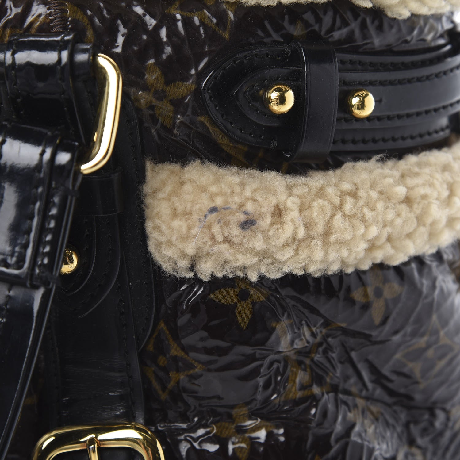 Louis Vuitton Patent Monogram Shearling Sac Thunder 12 of 12