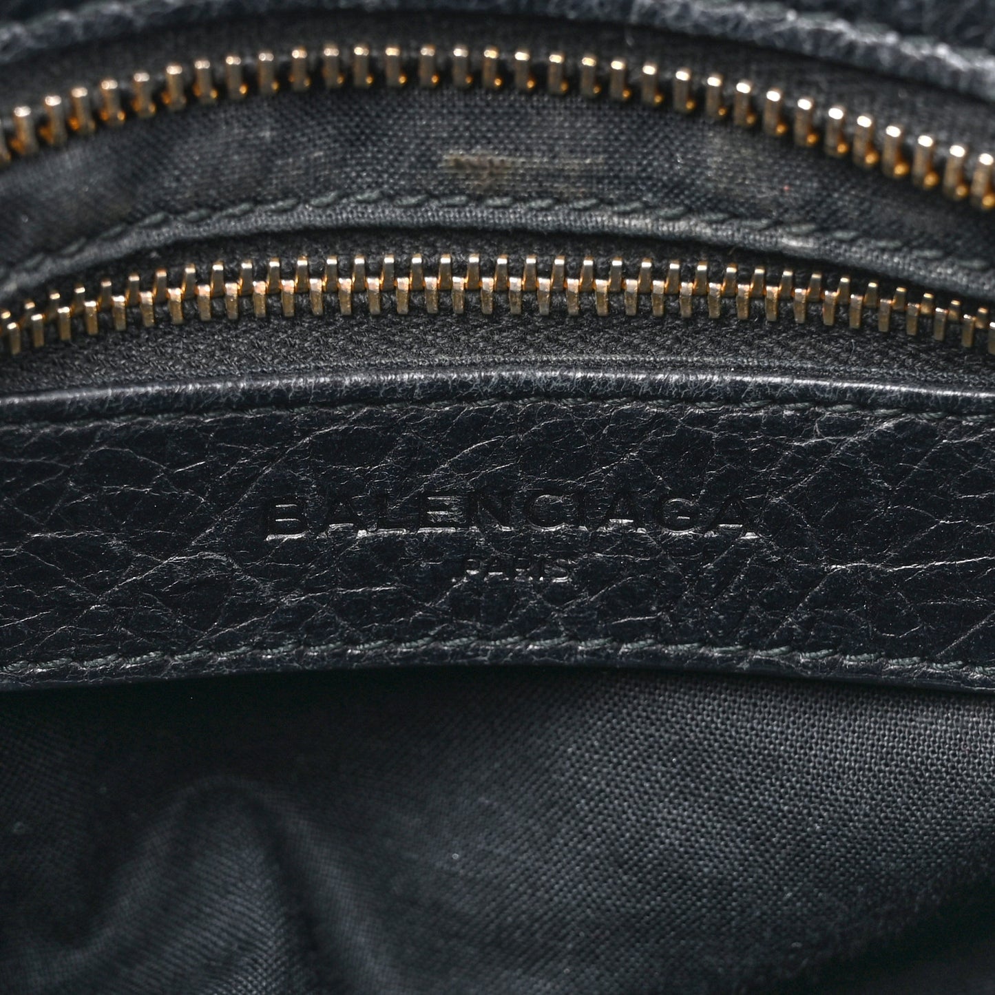 Agneau Giant 12 Gold Hardware Mini City Black