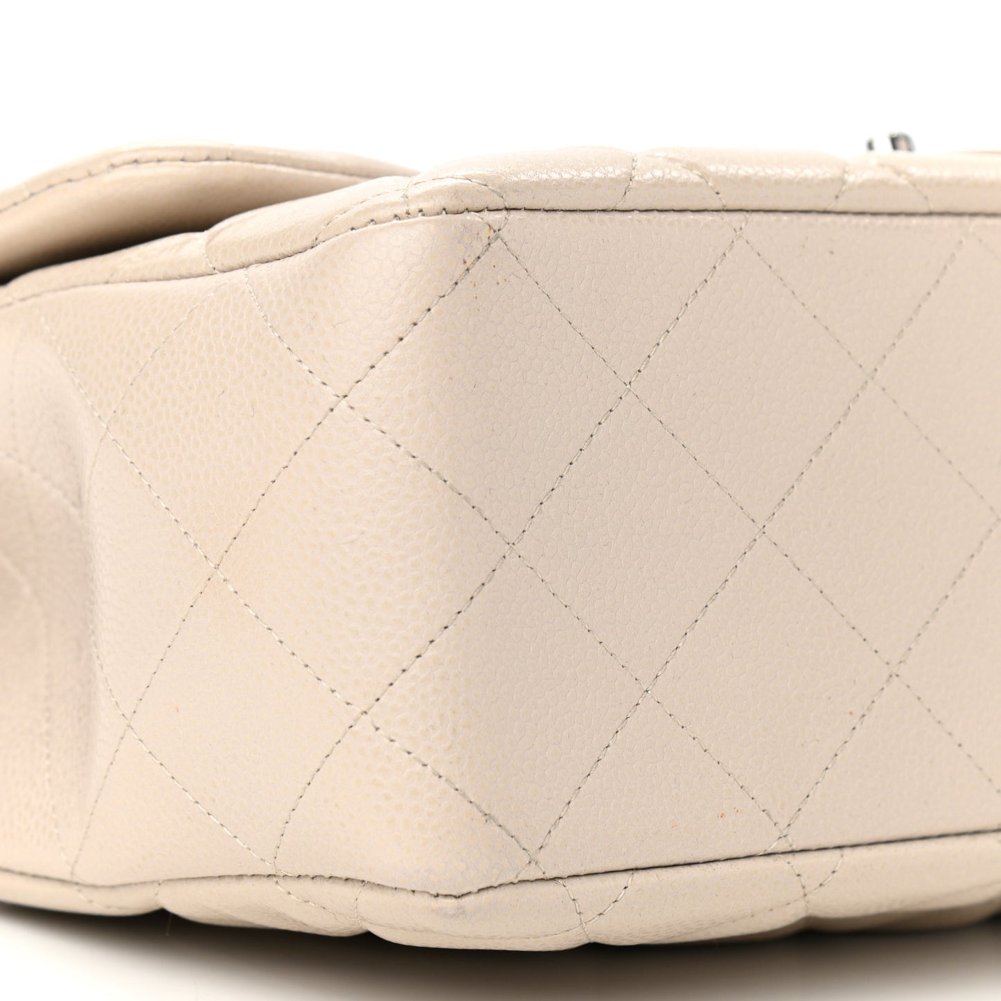Caviar Quilted Jumbo Single Flap Ecru